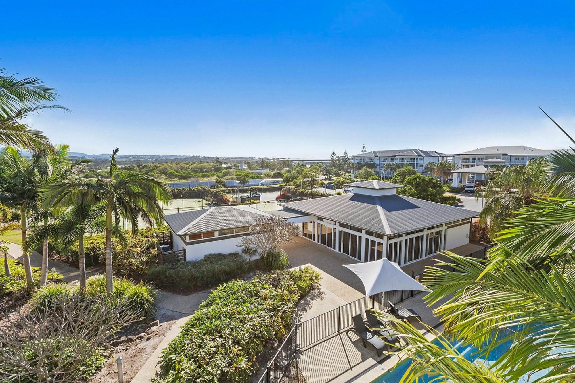 Resort Rooms At Gunnamatta Ave Kingscliff Exterior photo